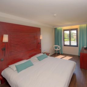 Chambre Hôtel Les Jardins de Sainte-Maxime